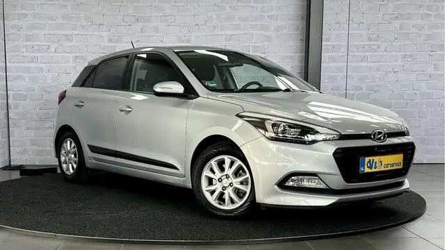 Hyundai i20 1.0 T-GDI Go! / PDC / Cruise / Camera / Trekhaak