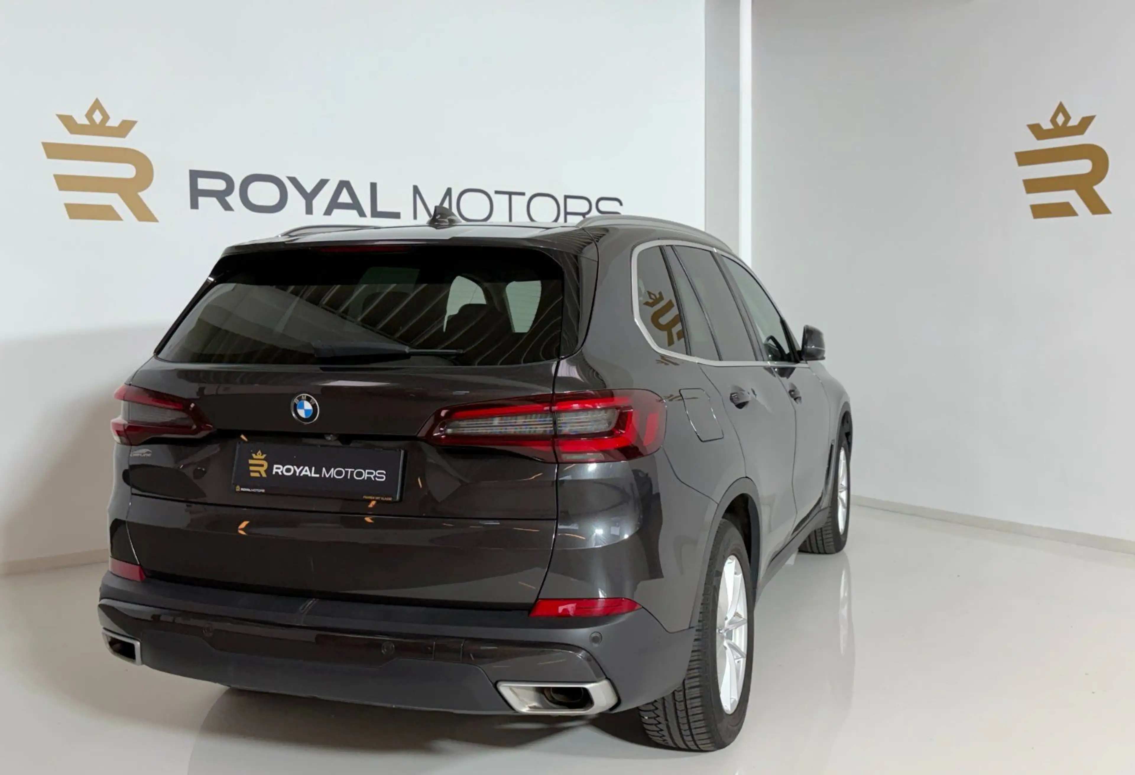 BMW X5 xDrive25d — photo 6