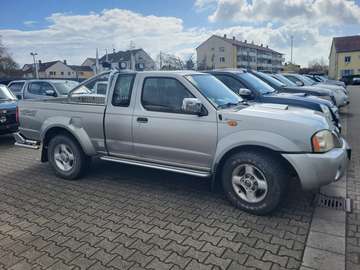 4WD King Cab Navara *nur 96 Tkm / LKW-Zl.*