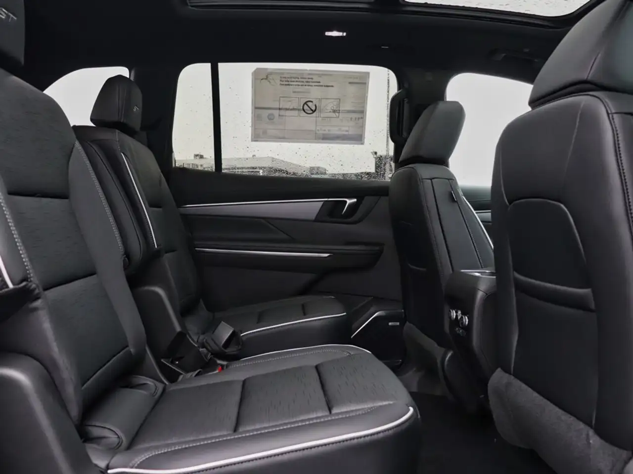 Buick Enclave снимка Buick Enclave