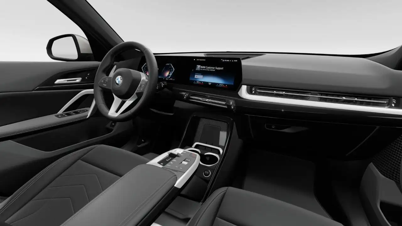 BMW X1 снимка BMW X1