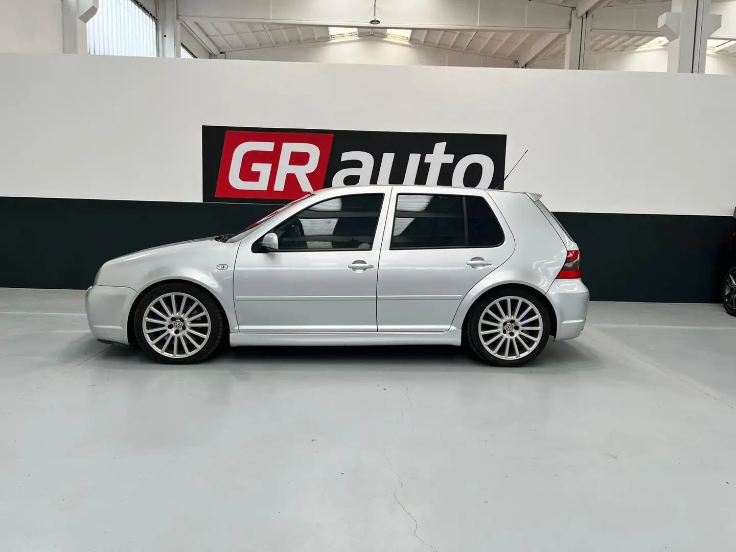 Volkswagen Golf Golf 3.2 V6 cat 5 porte R32 Grau - 2