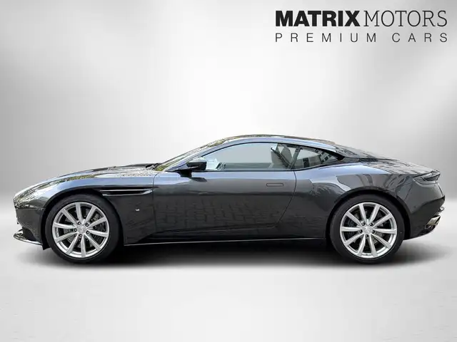 Aston Martin DB11 view 6
