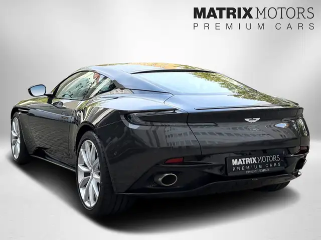 Aston Martin DB11 view 10