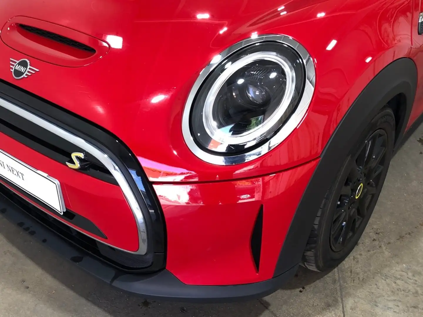 MINI Cooper SE Rojo - 1