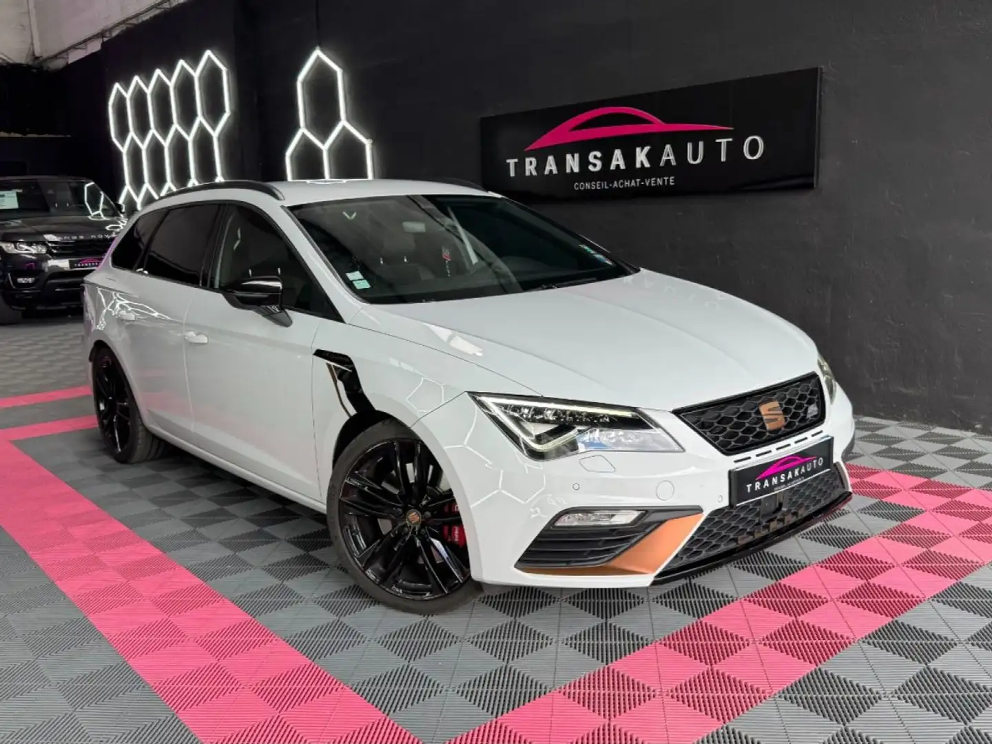 SEAT Leon Cupra 2.0 TSI 300 DSG6 4 Drive ~ Caméra de recul ~ Blanc - 1