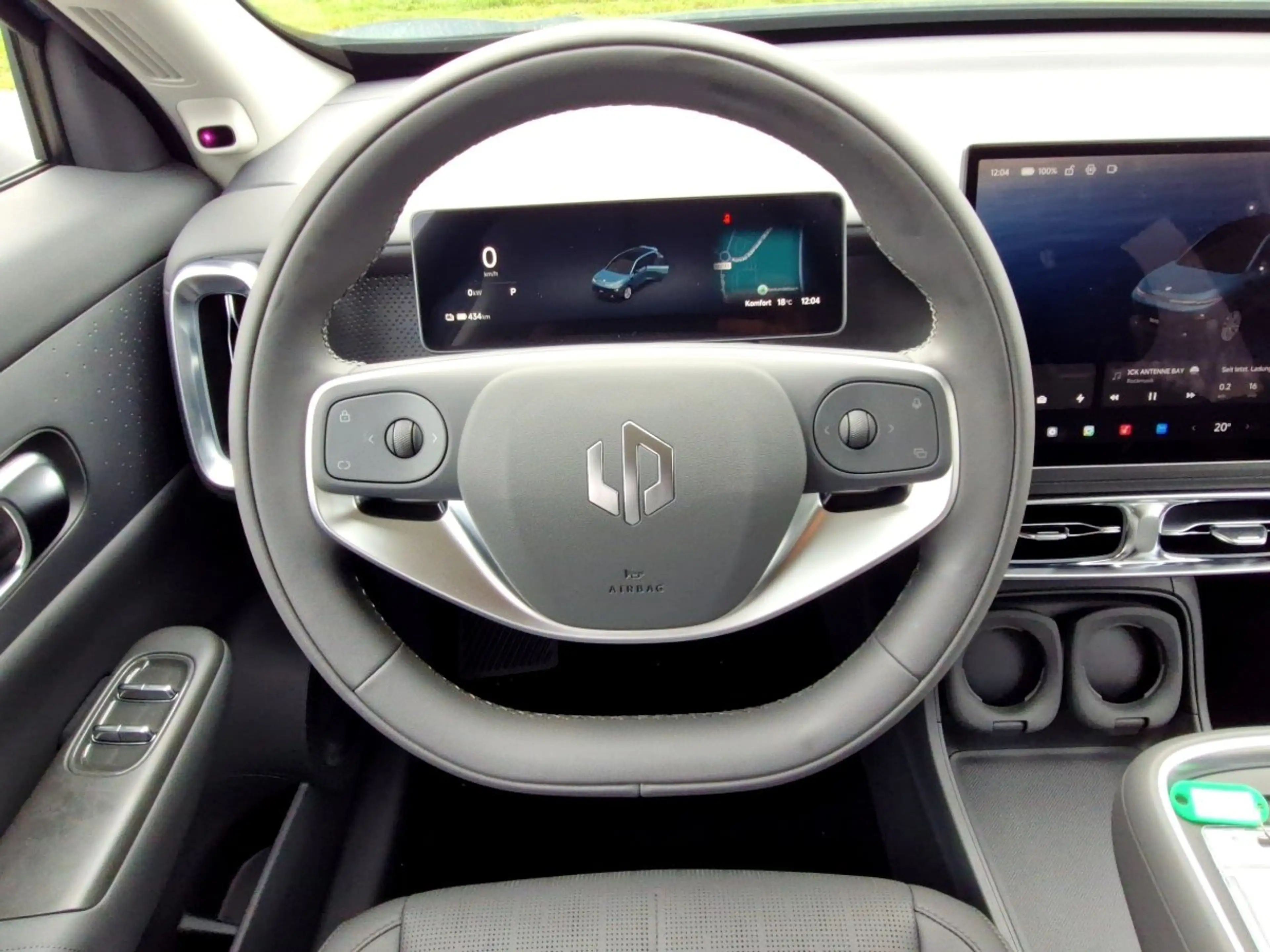 Leapmotor B10 Design Promax PANORAMAGLASDACH|KAMERA — photo 10