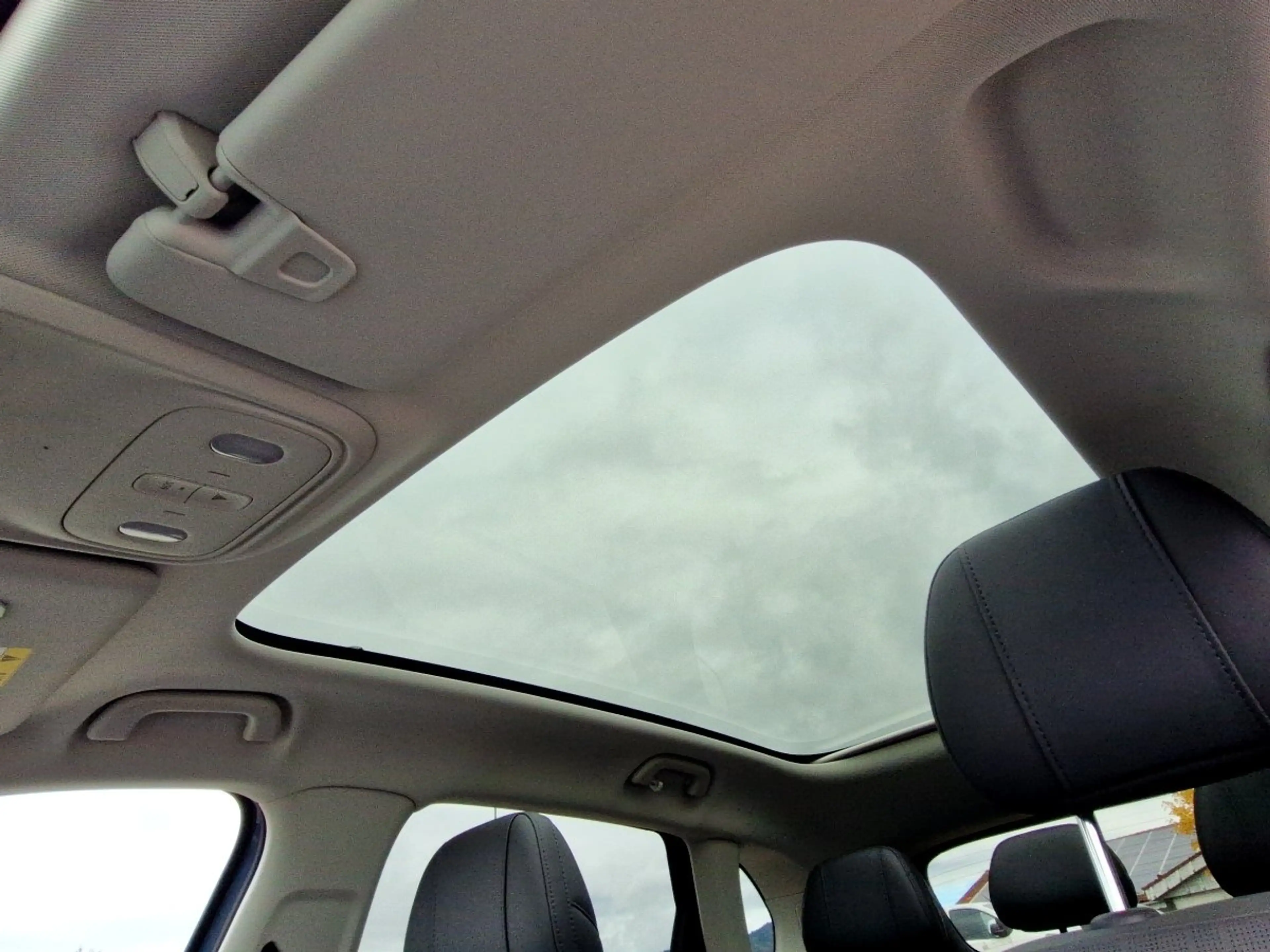 Leapmotor B10 Design Promax PANORAMAGLASDACH|KAMERA — photo 15