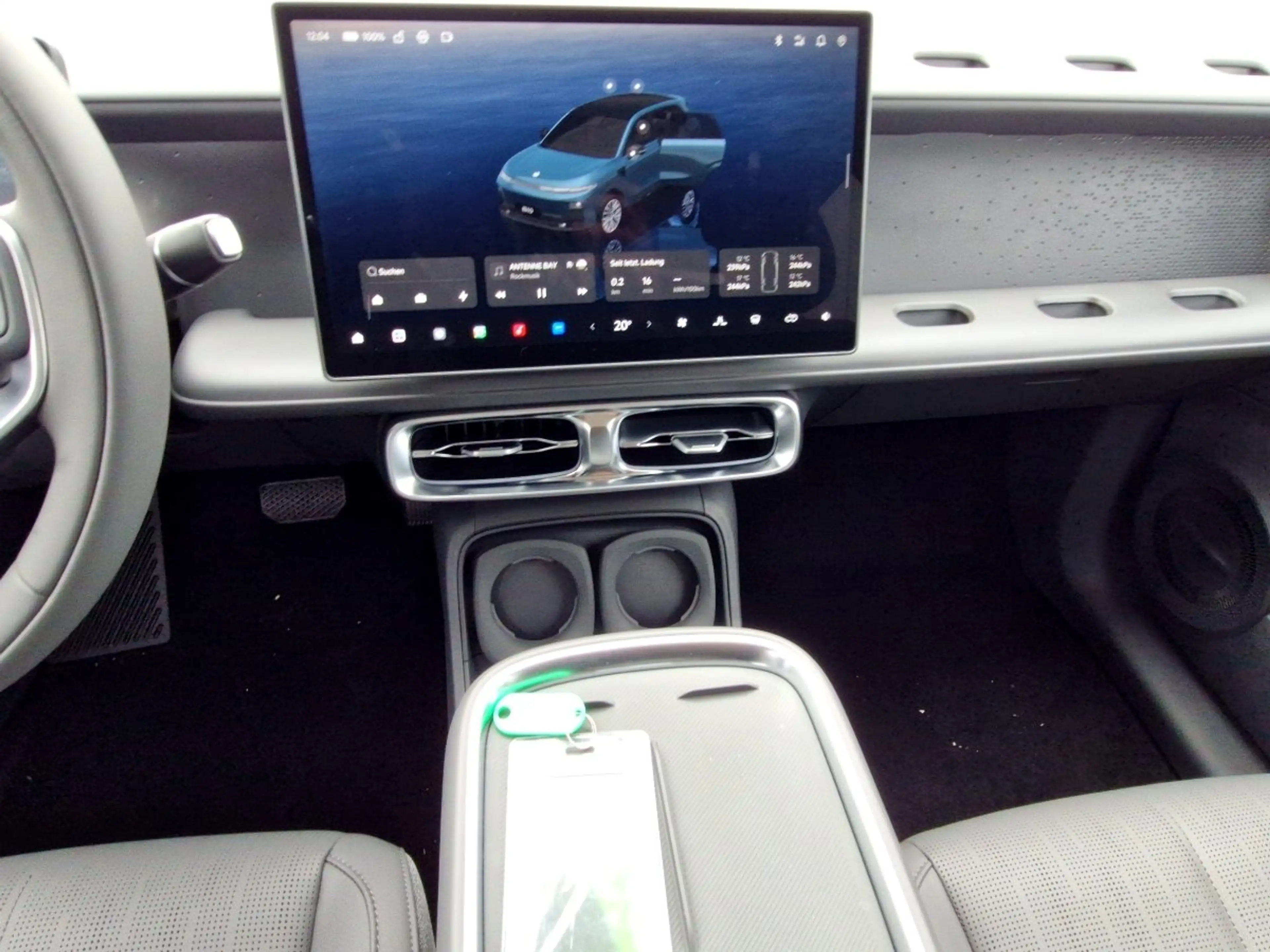 Leapmotor B10 Design Promax PANORAMAGLASDACH|KAMERA — photo 11