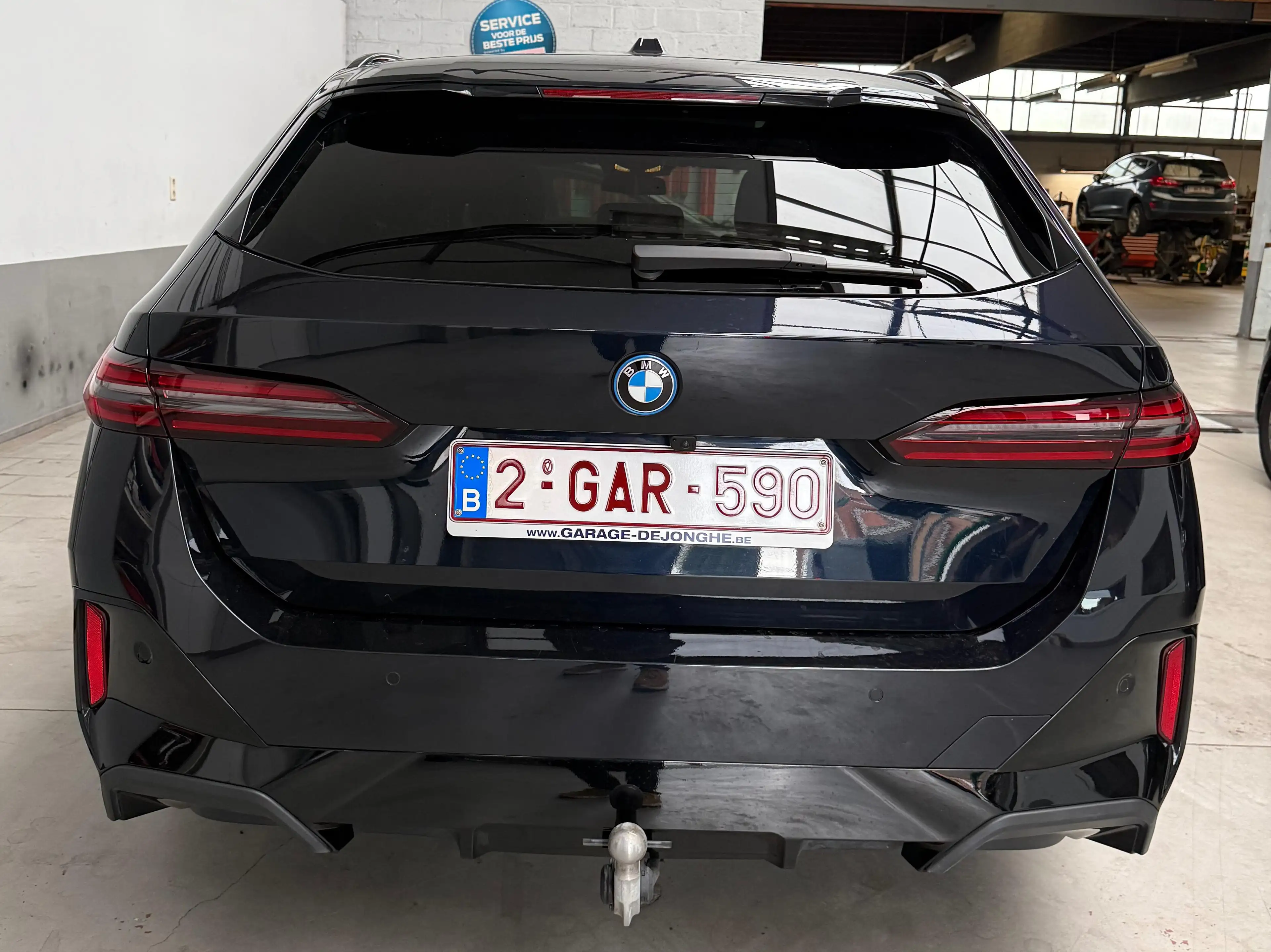 BMW 530 Touring 530eA PHEV (220 kW) — photo 4