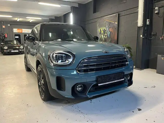MINI Cooper Countryman MINI COOPER COUNTRYMAN **BOITE AUTO** TVA RECUP** 12 MOIS DE GARANTIE