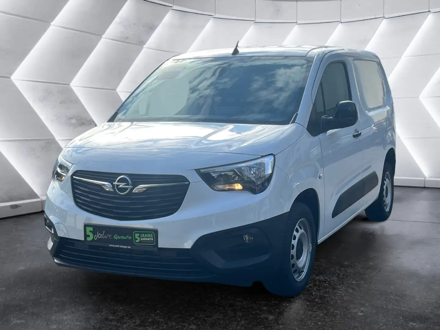 Opel Combo E Cargo 1.5 D Weiß - 2