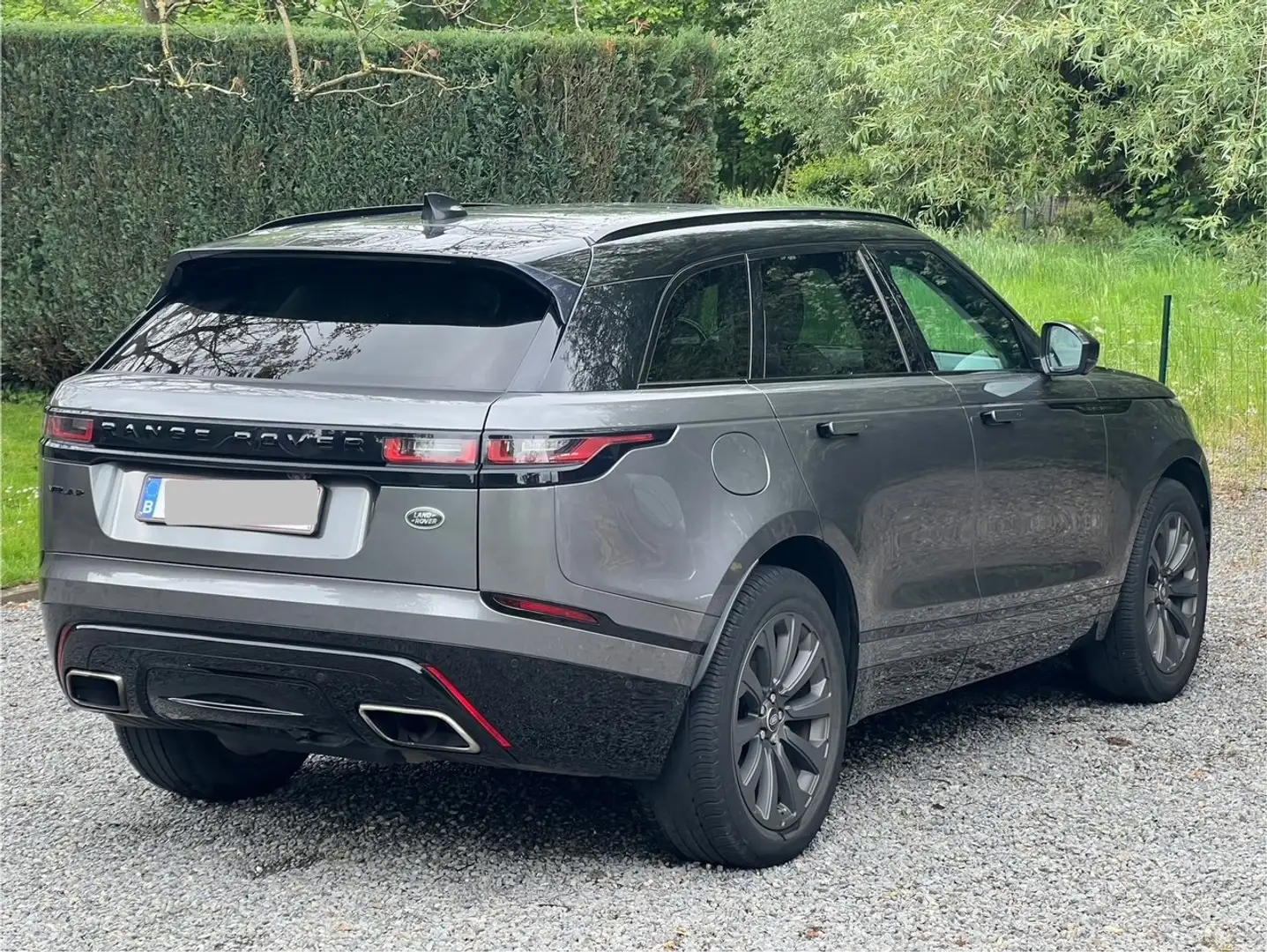 Land Rover Range Rover Velar Velar 2.0 Turbo P300 Grijs - 1