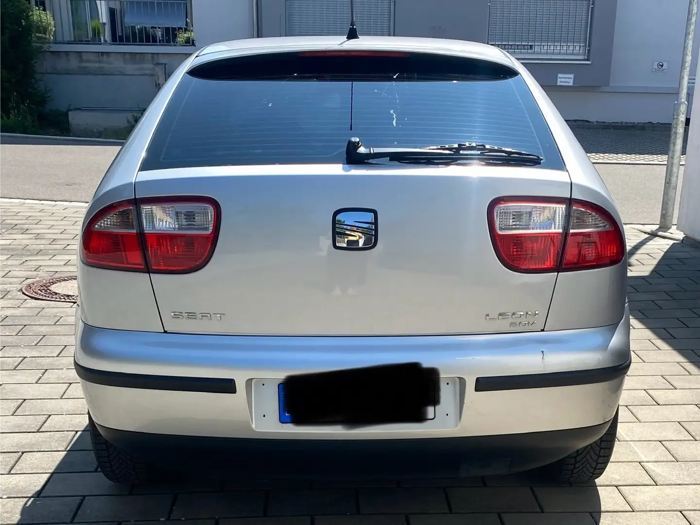 SEAT Leon Leon 1.8 20V Signo Argent - 2