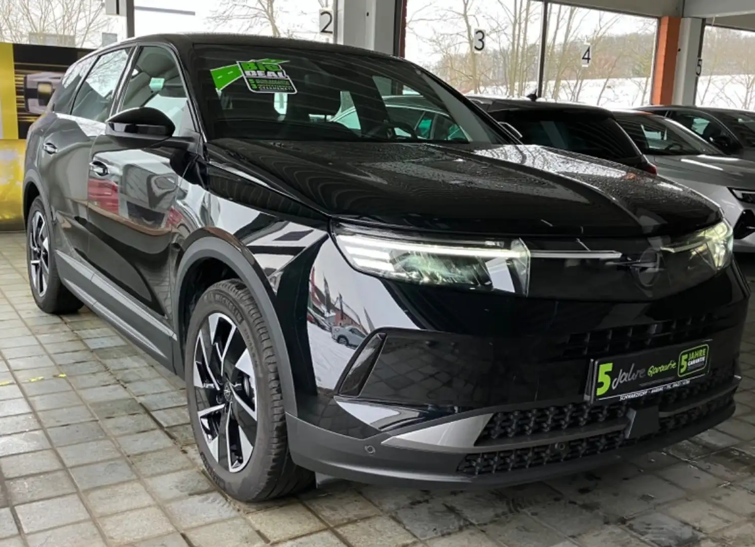 Opel Grandland 1.2 Winterpaket,Parkpilot,DAB,USB Schwarz - 2