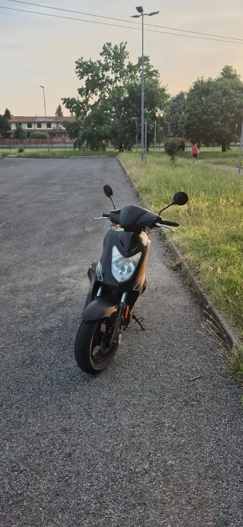 Kymco Agility 50 Zwart - 2