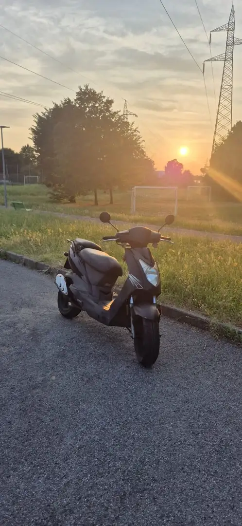 Kymco Agility 50 Zwart - 1