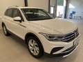 Volkswagen Tiguan 2.0 TDI Elegance KAMERA+AHK+PANO+MATRIX+APP+LANE Weiß - thumbnail 3