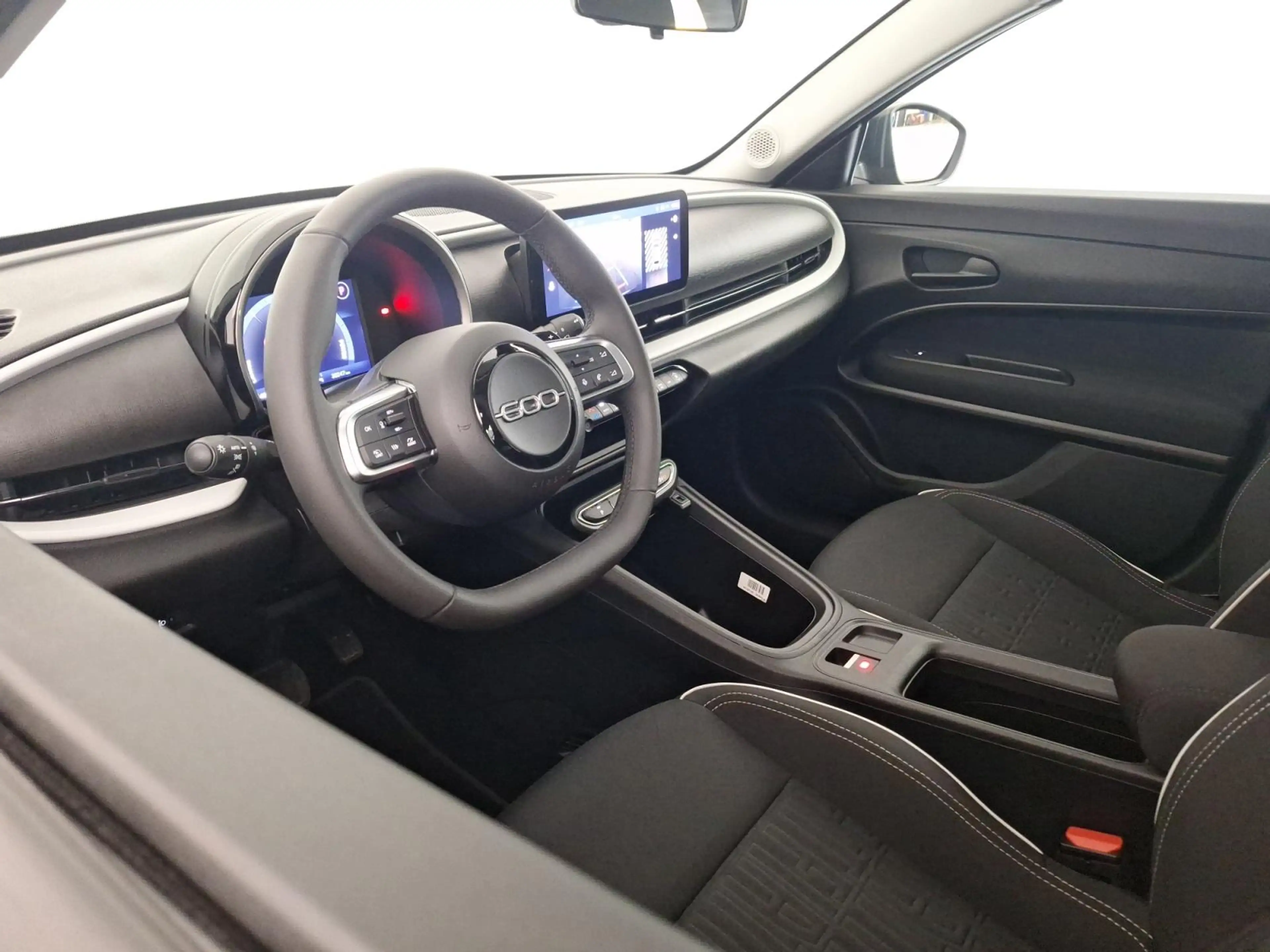 Fiat 600 HYBRID AUTOMAAT *CAMERA+SENSOREN*DAB*GPS*CARPLAY*K — photo 7