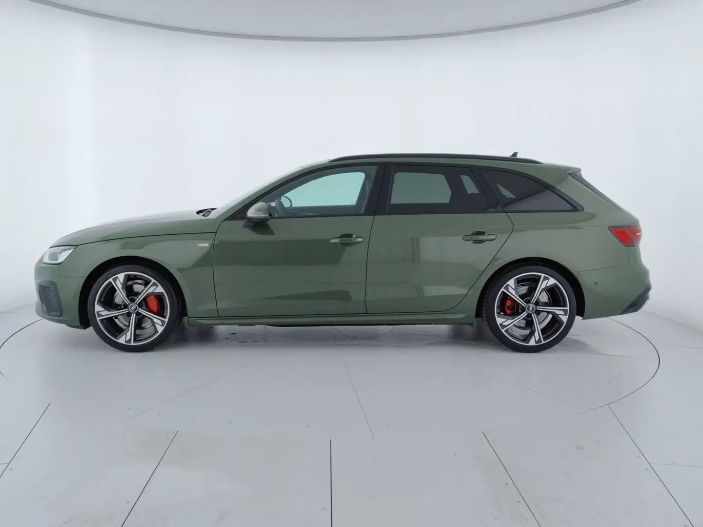 Audi A4 Avant 40 TDI quattro S tronic S line edition Verde - 2