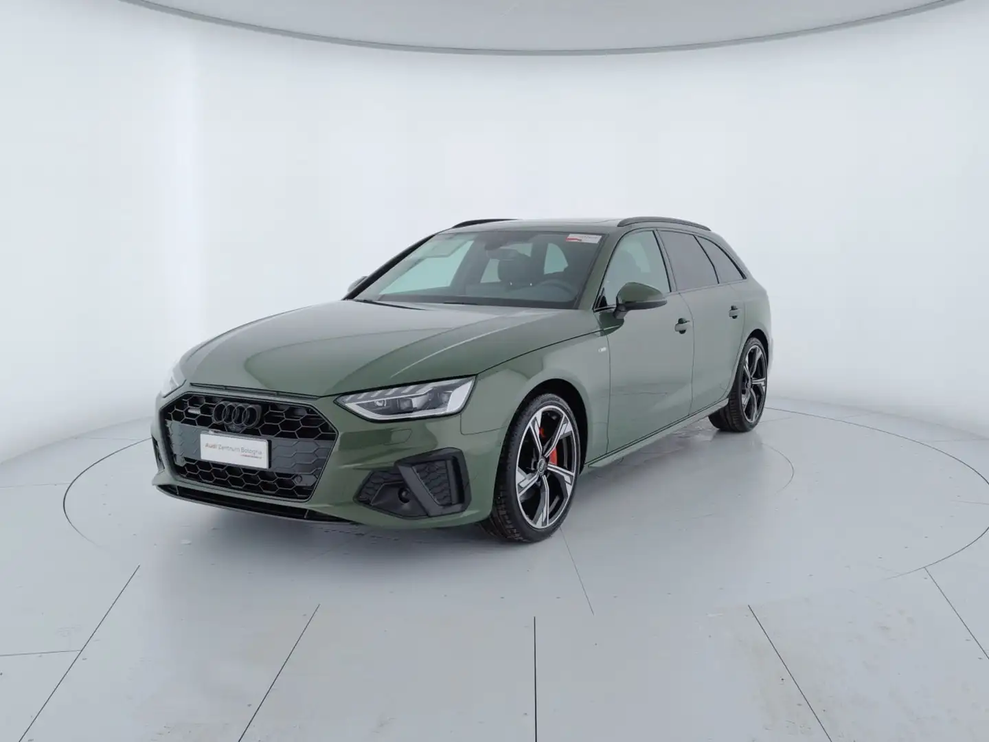 Audi A4 Avant 40 TDI quattro S tronic S line edition Verde - 1