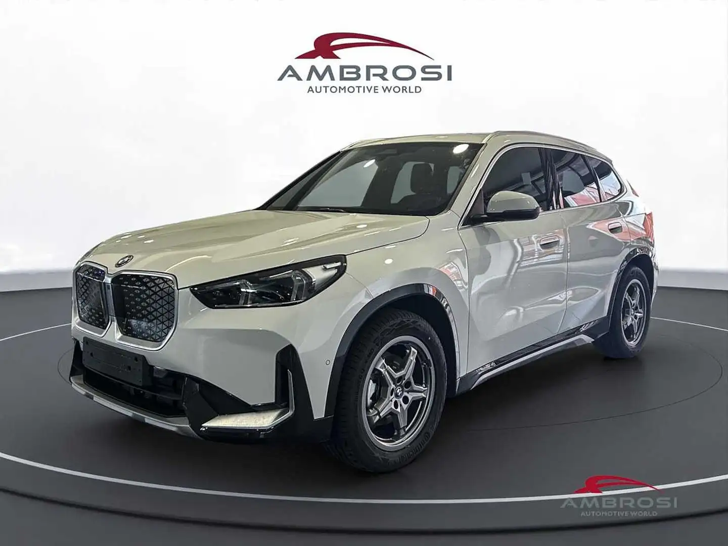 BMW iX1 eDrive20-Special Edition Xline Premium Package Bianco - 1