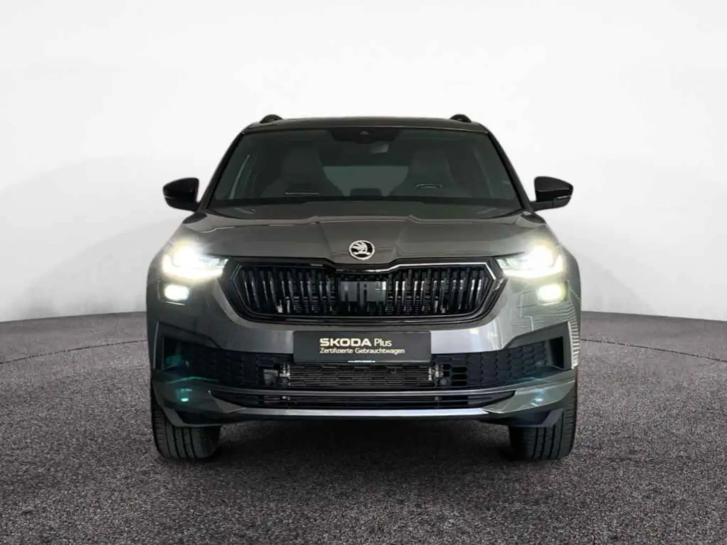 Skoda Kodiaq Sportline TDI DSG 4x4 *AHK*STDHZ*PANO*NAV Grau - 2
