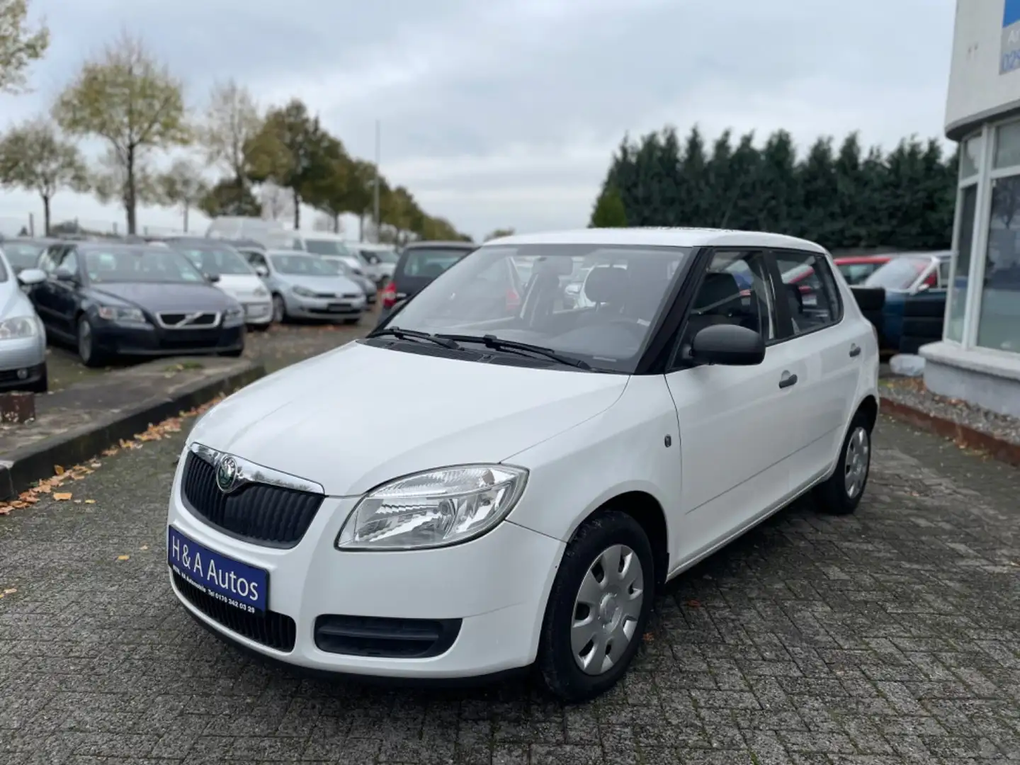 Skoda Fabia Basis Weiß - 2