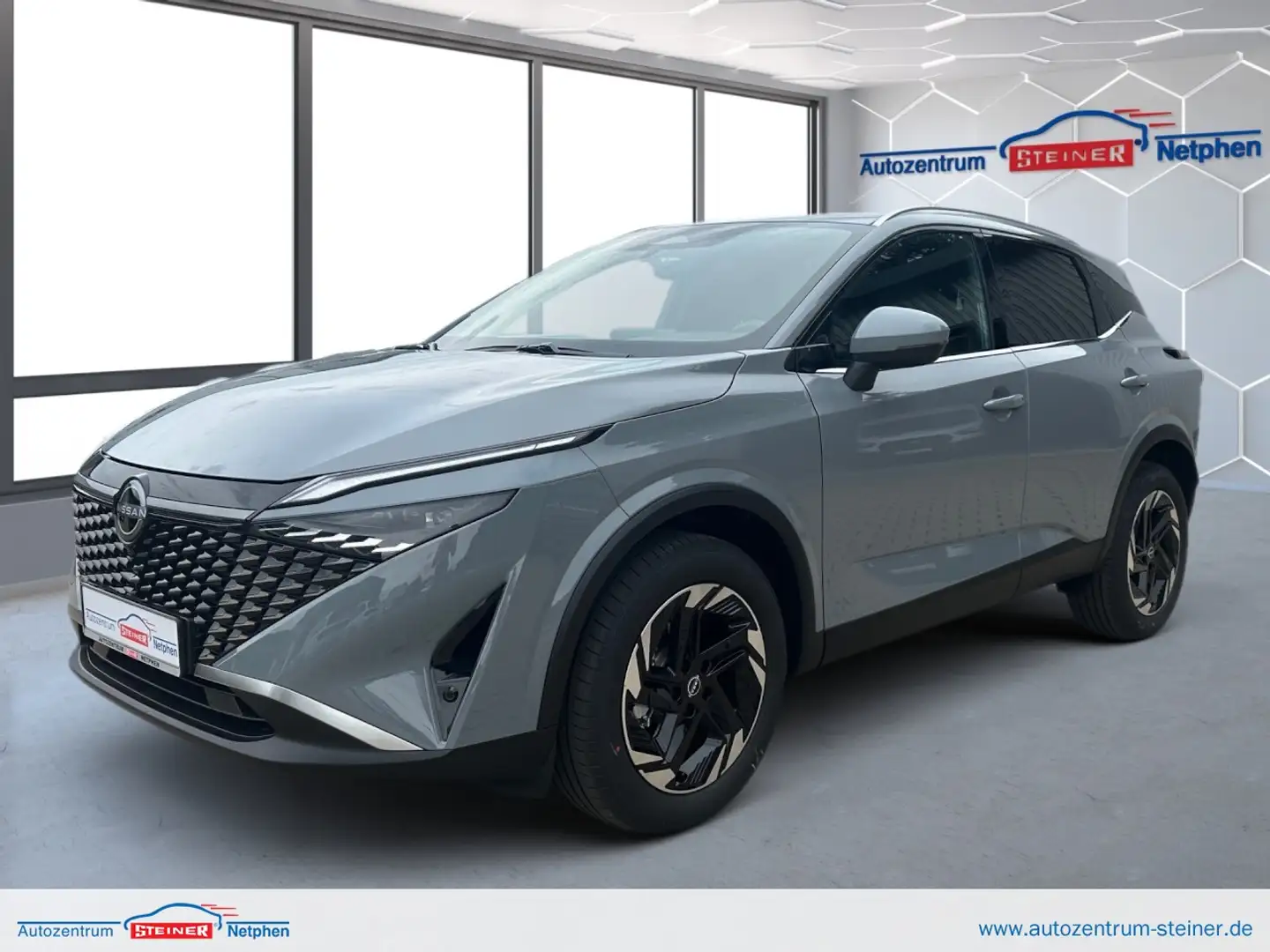Nissan Qashqai Xtronic M-Hyb N-Connecta Facelift Klima Gris - 1