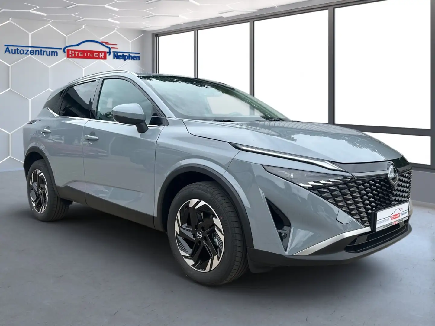 Nissan Qashqai Xtronic M-Hyb N-Connecta Facelift Klima Gris - 2