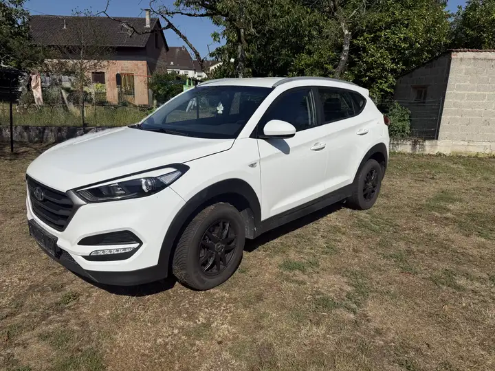 Hyundai TUCSON 1.6 T-GDi 177 2WD DCT-7 Executive — photo 4