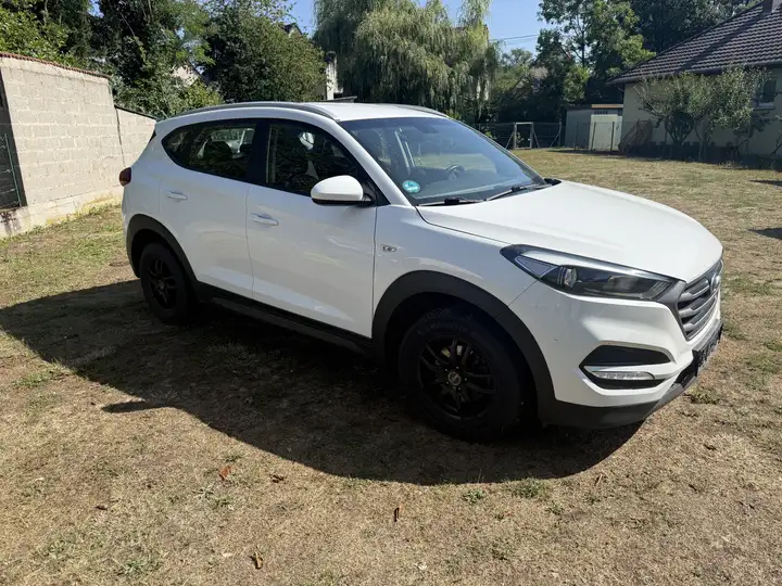 Hyundai TUCSON 1.6 T-GDi 177 2WD DCT-7 Executive — photo 2