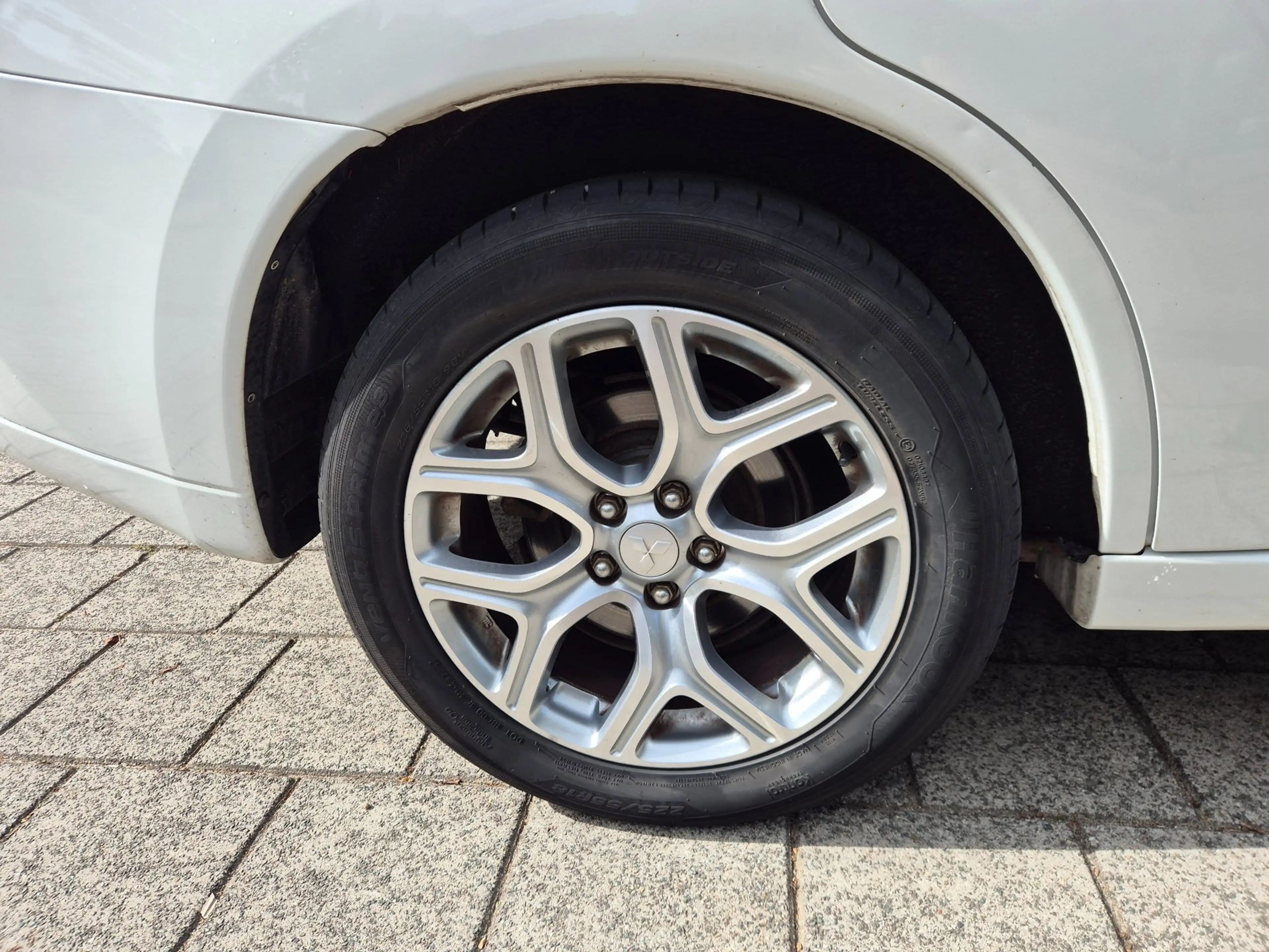 Mitsubishi Outlander 2.0 PHEV instyle+ — photo 7