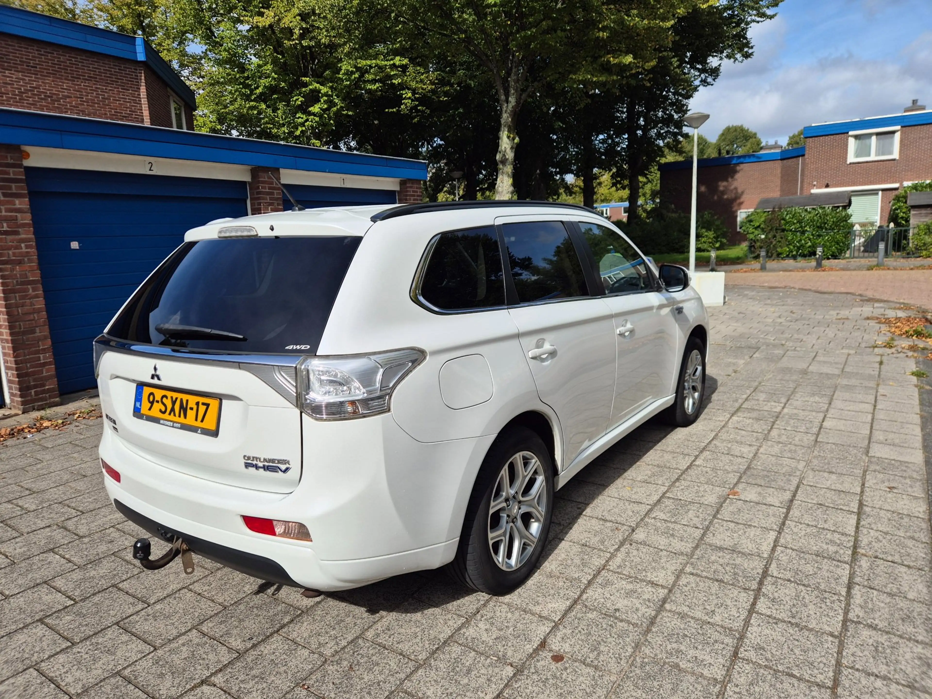 Mitsubishi Outlander 2.0 PHEV instyle+ — photo 8
