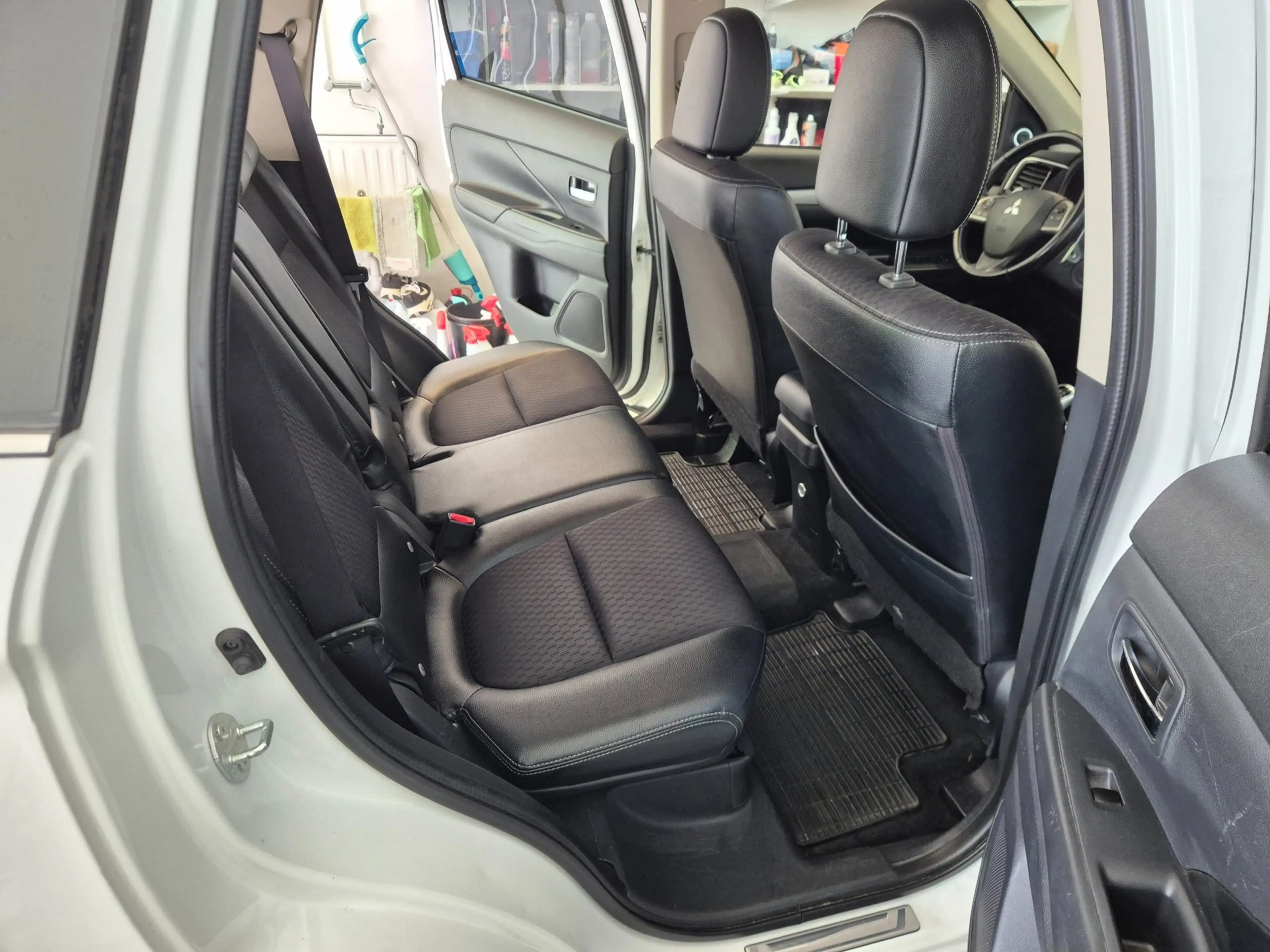 Mitsubishi Outlander 2.0 PHEV instyle+ — photo 13