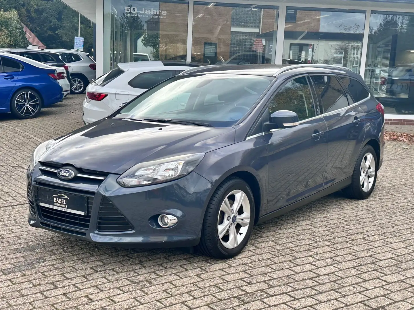Ford Focus Turnier Champions Edition Grau - 1