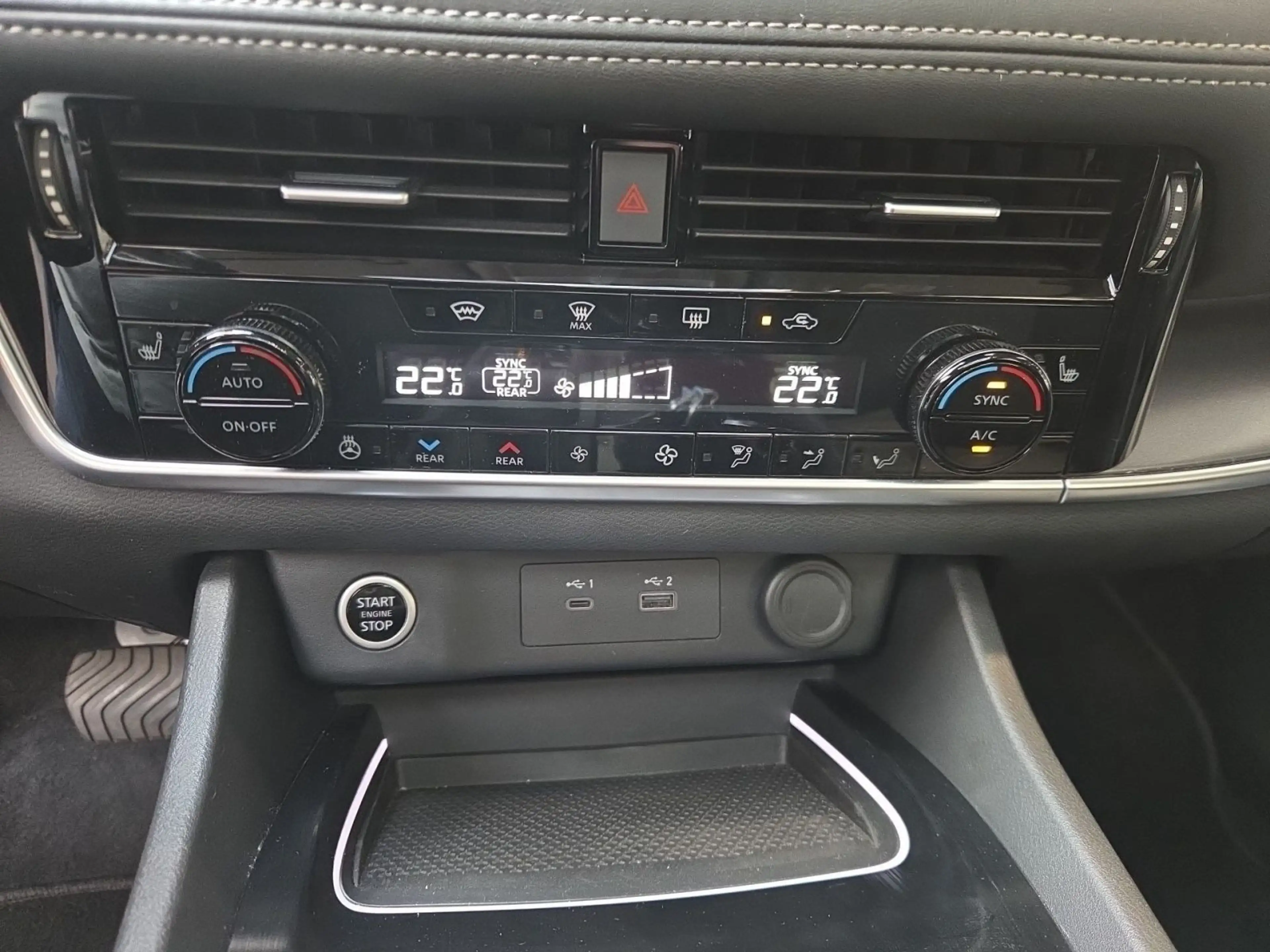 Nissan X-Trail 1.5 VC-T MHEV N-Connecta — photo 15