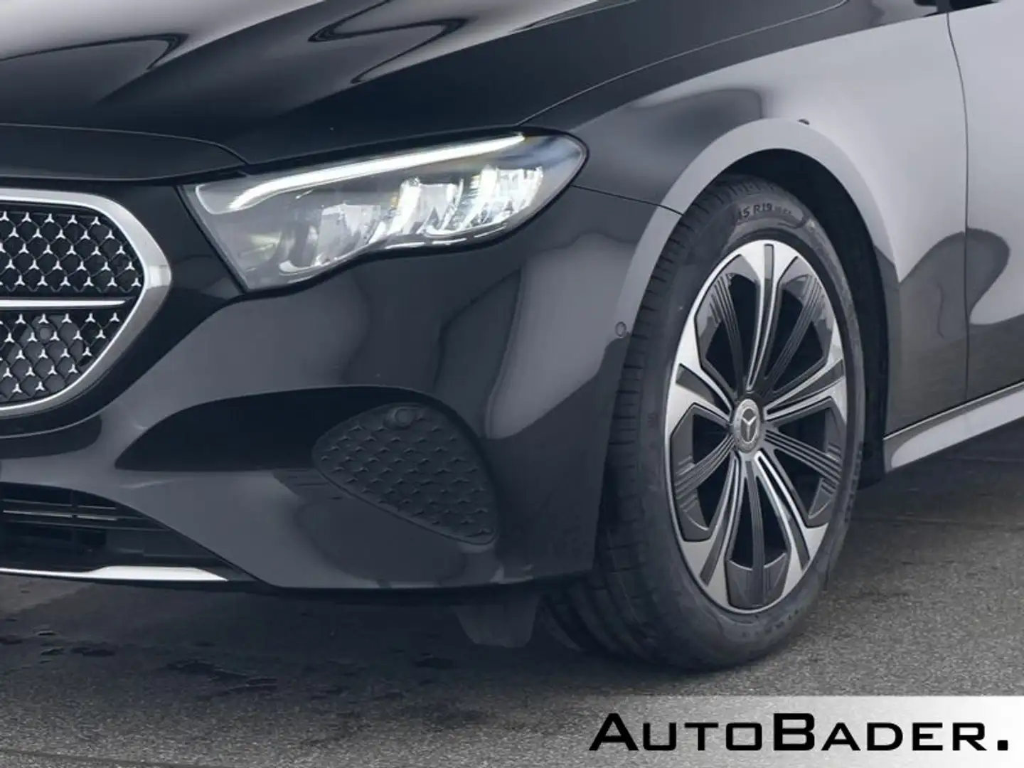 Mercedes-Benz E 220 E 220 d AVANTGARDE Advanced PSD 19" DISTR KeylGo Schwarz - 2