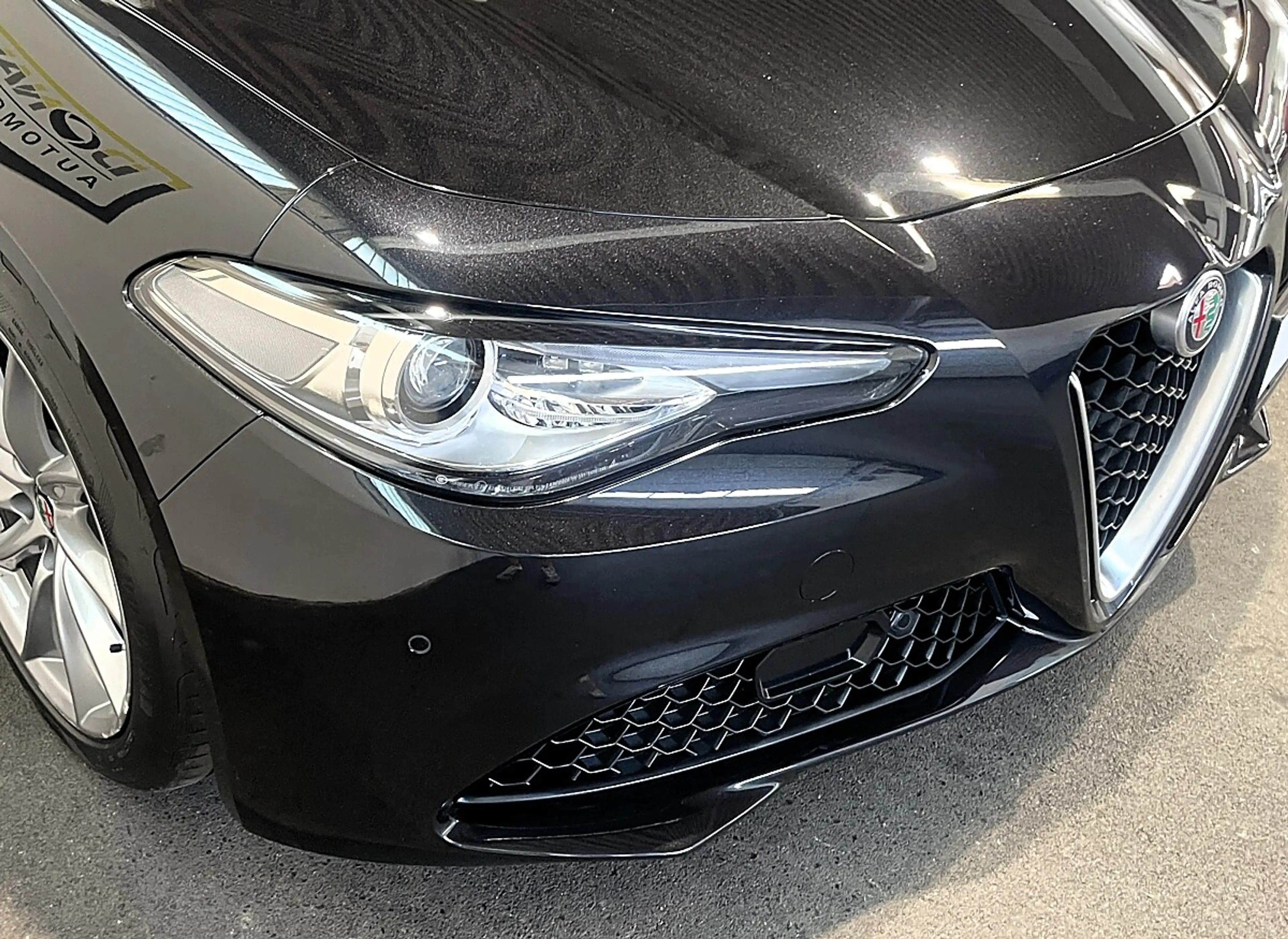 Alfa Romeo Giulia Magnifica 2,2 160 ATX RWD * ERSTBESITZ * GARANT... — photo 3