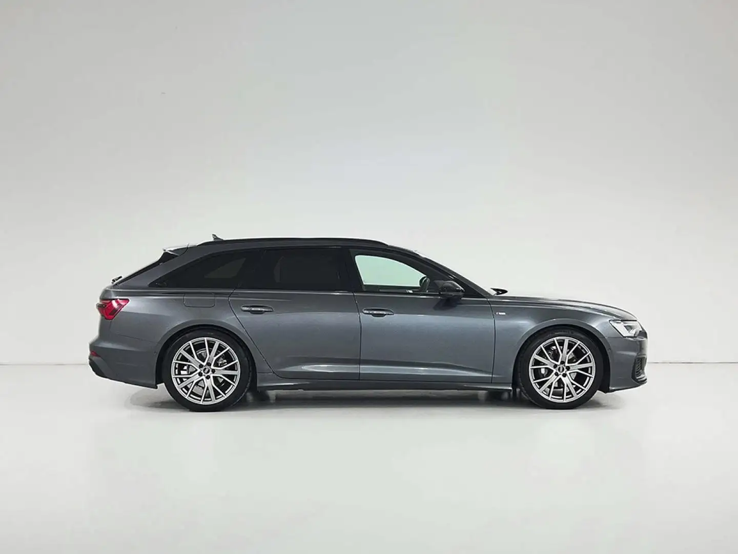 Audi A6 Avant 40 TDI Black line S tronic Negro - 1