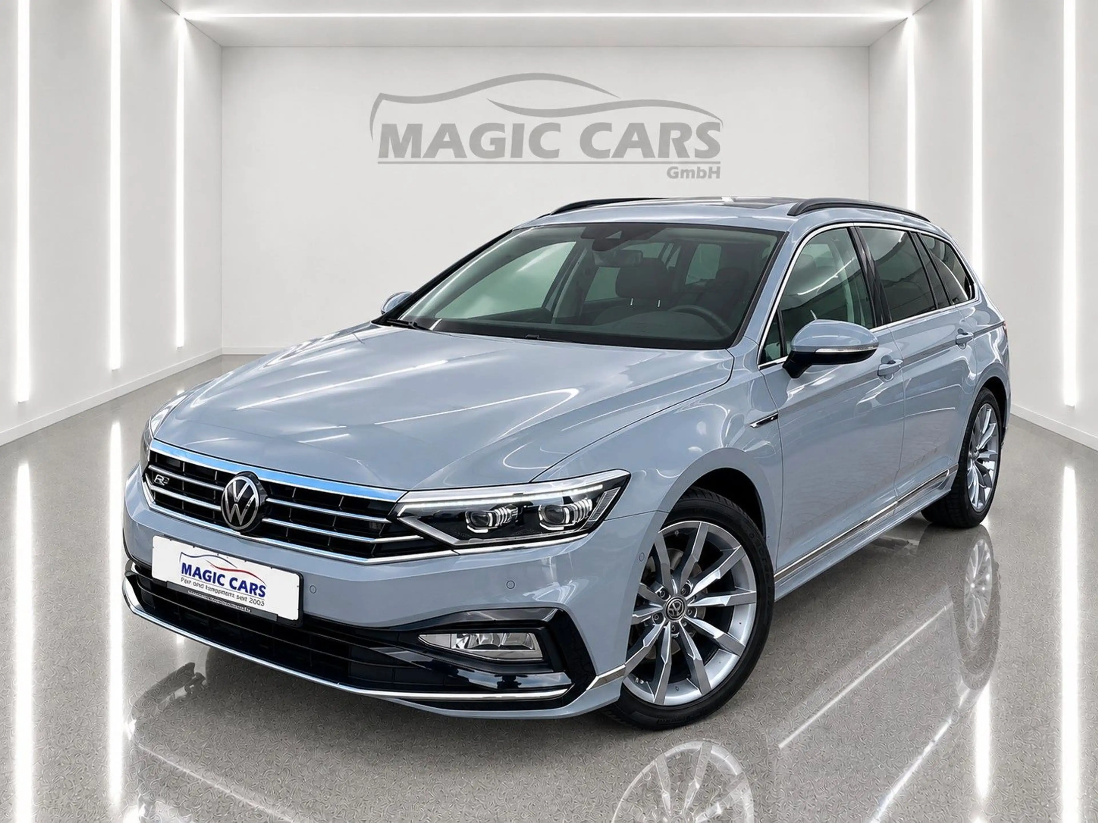 Volkswagen Passat Variant 1.5 TSI DSG OPF R-LINE