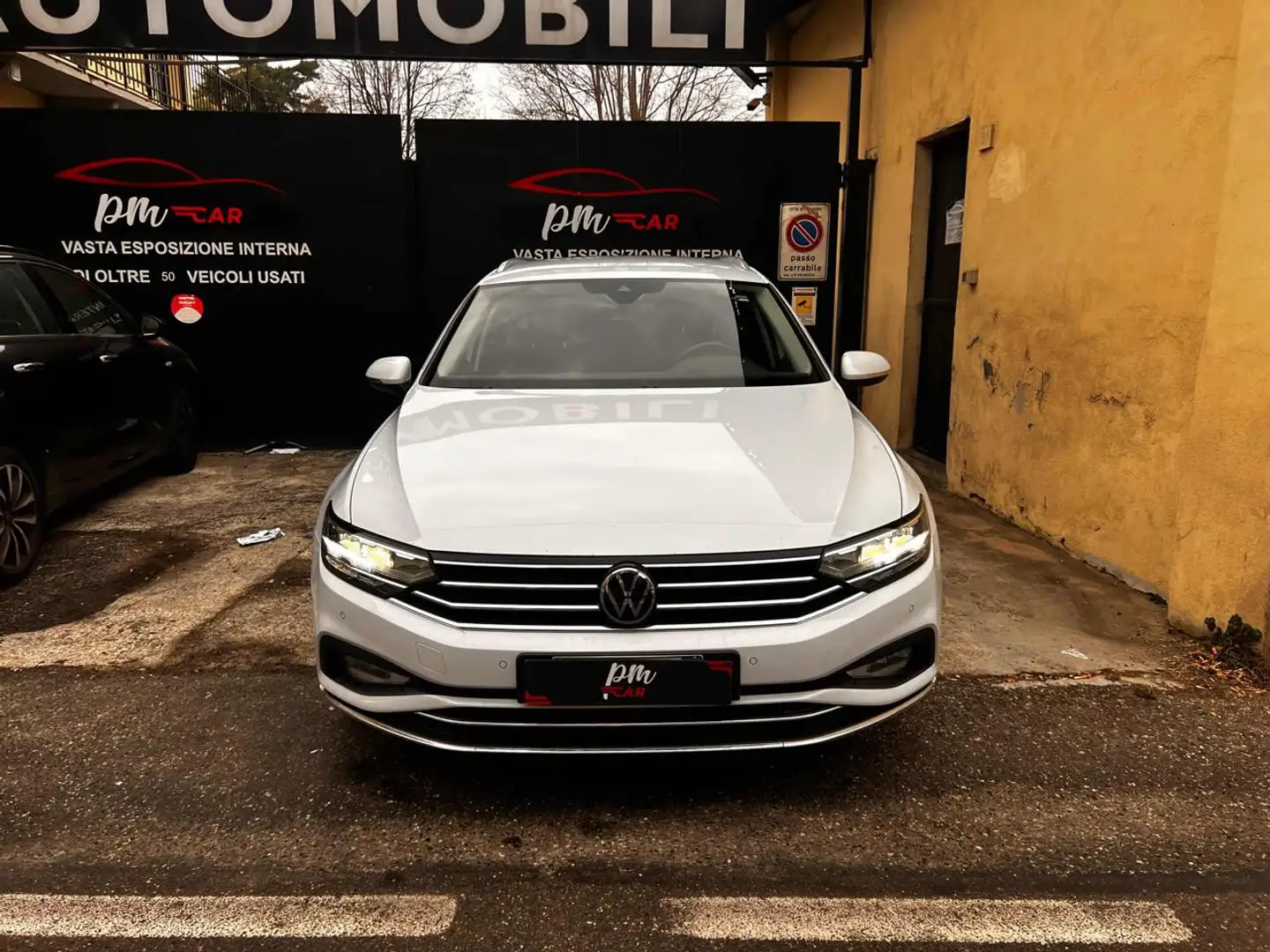 Volkswagen Passat Variant 2.0 TDI SCR EVO DSG Executive Blanc - 2