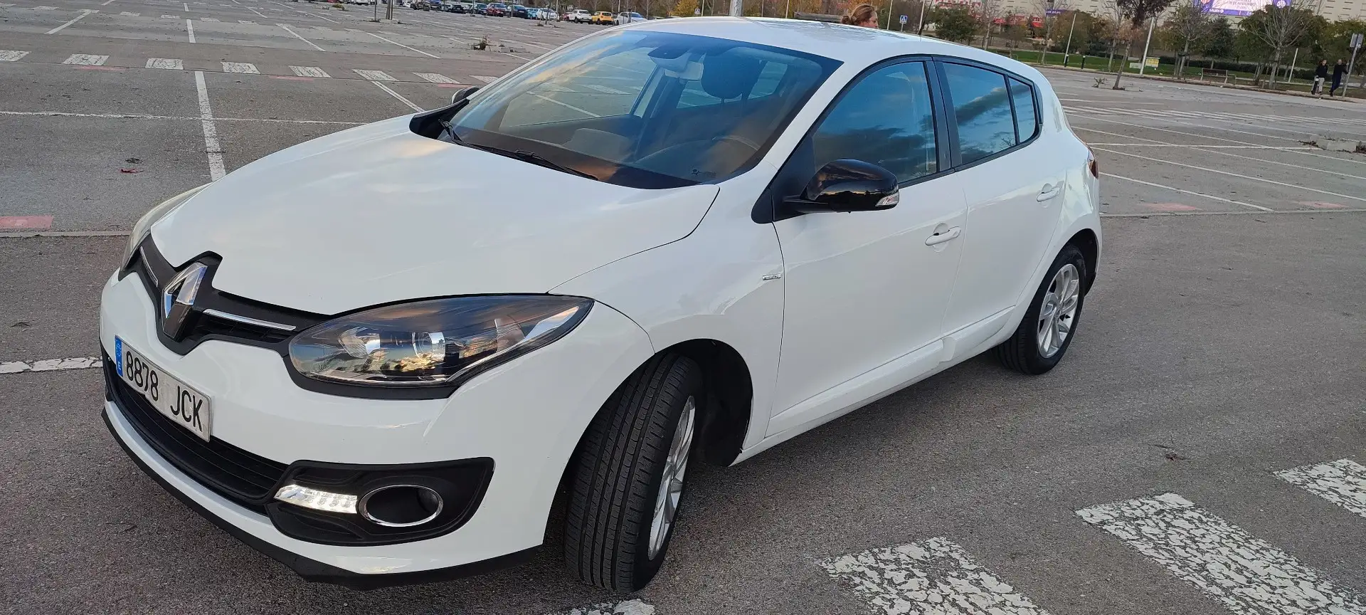 Renault Megane Mégane 1.2 TCE Energy Limited S&S - 1