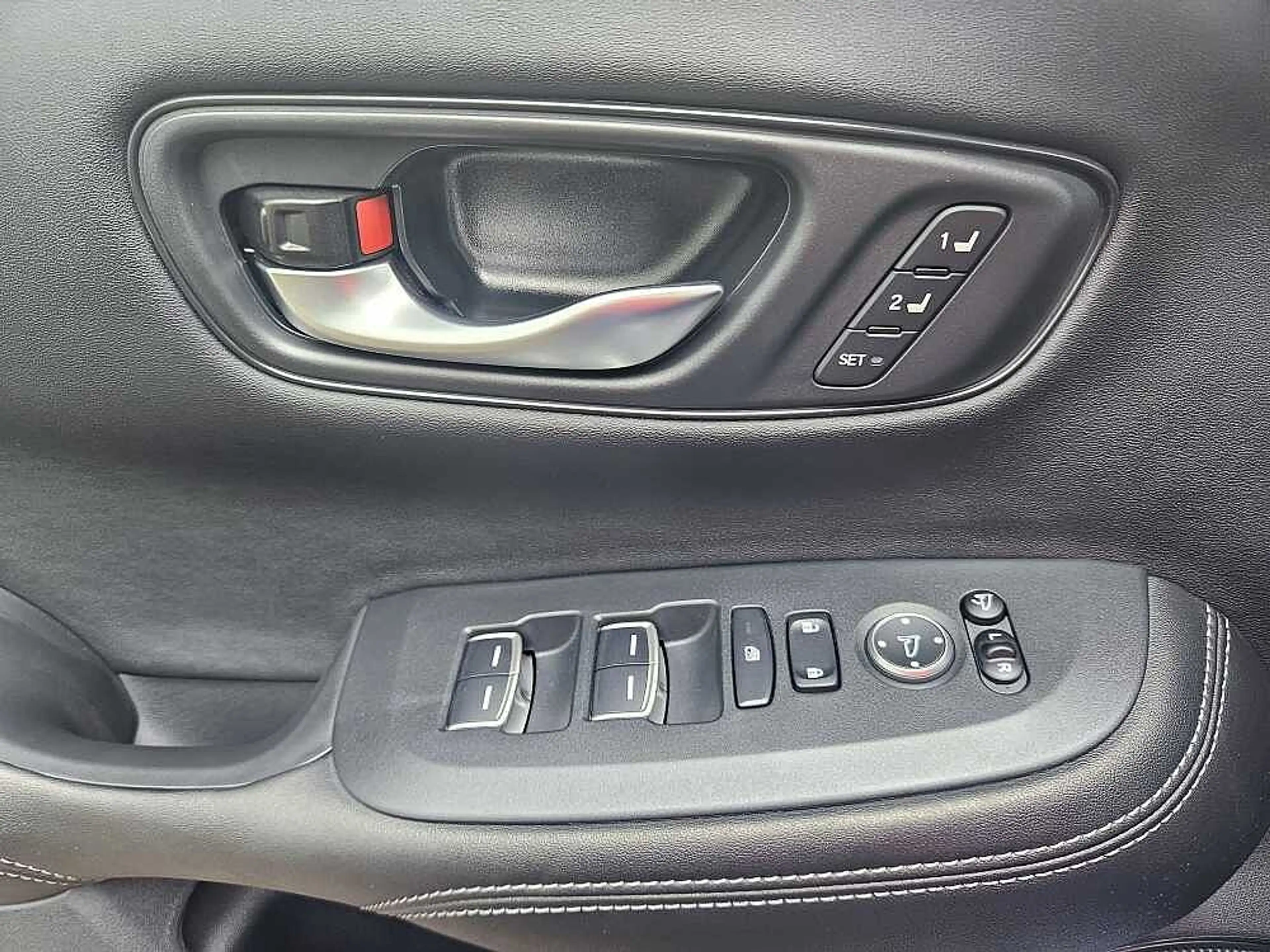 Honda ZR-V Hybrid e:HEV 2.0 i-MMD Advance m. Navi/Kamera/HUD — photo 15