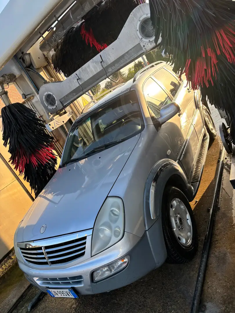 SsangYong Rexton Rexton 2.7 xdi Plus2 Grigio - 2