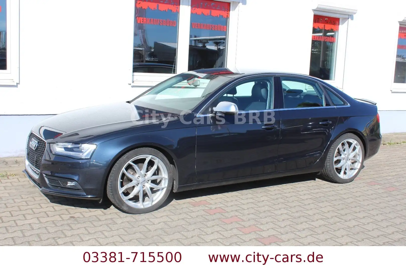 Audi A4 Lim. Ambition Blau - 1