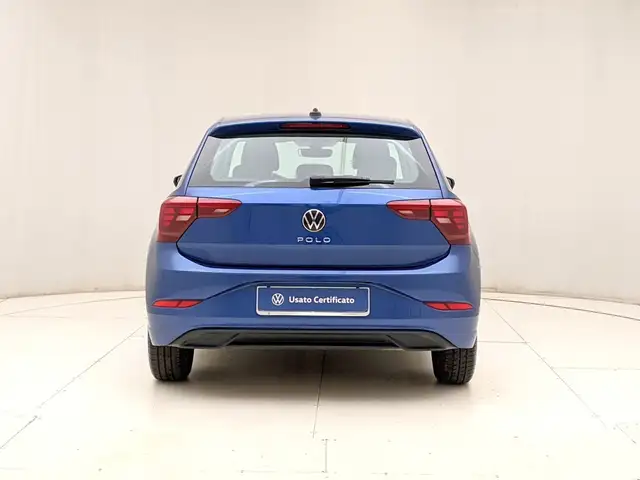 Volkswagen Polo view 5