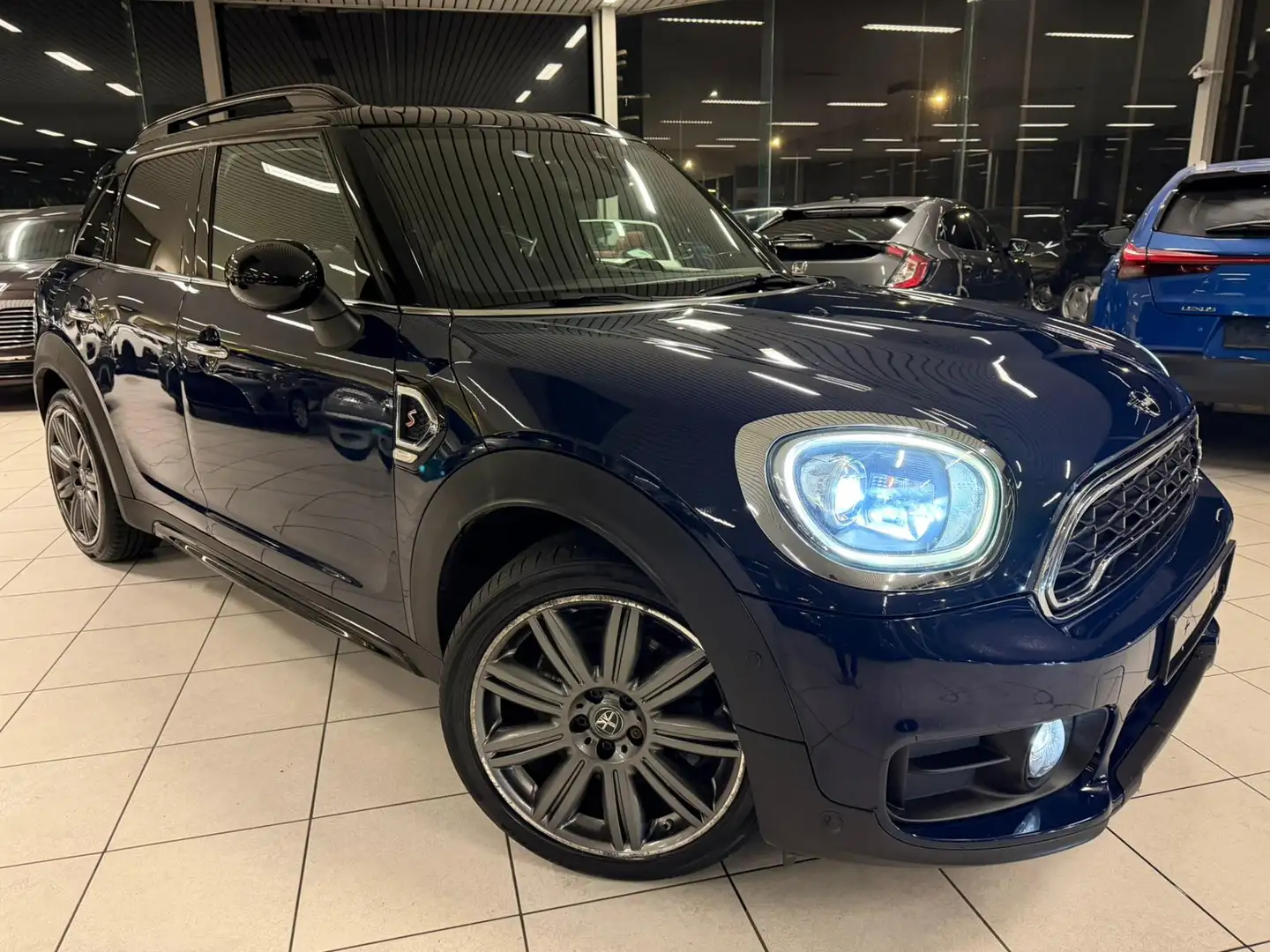 MINI Countryman C Cooper SD 2.0D 140kW Euro 6 Année 2018,159.000km Blau - 1