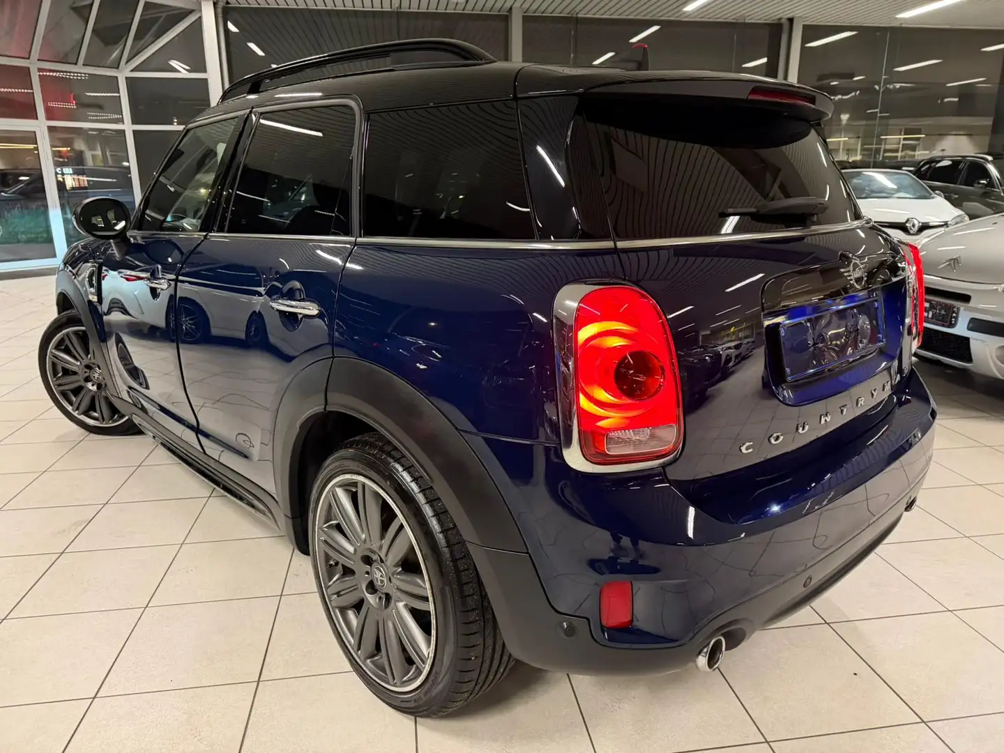 MINI Countryman C Cooper SD 2.0D 140kW Euro 6 Année 2018,159.000km Blau - 2