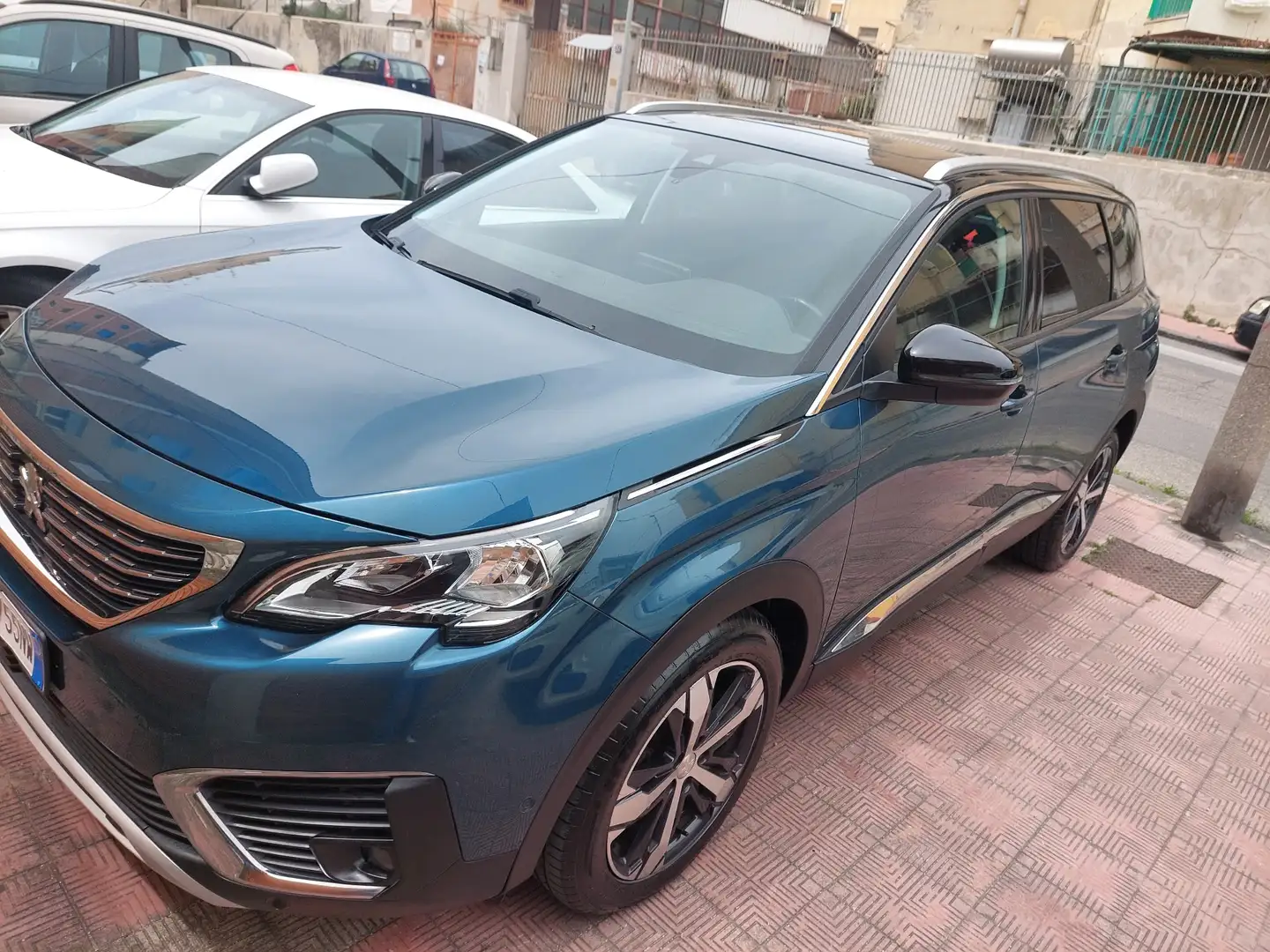 Peugeot 5008 1.6 bluehdi Allure navi s&s 120cv 7p.ti eat6 - 2